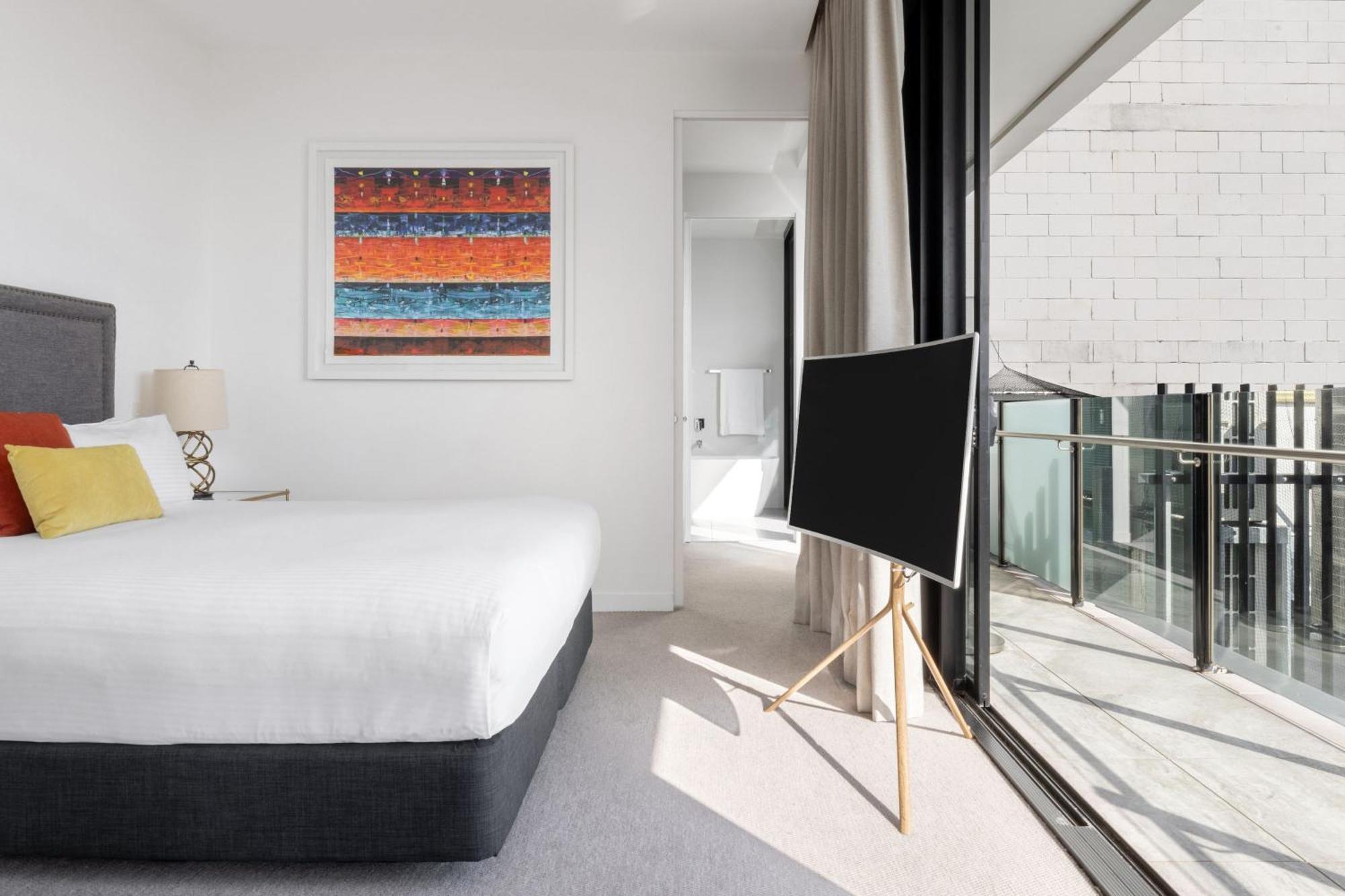 The Johnson - Art Series Hotel Brisbane