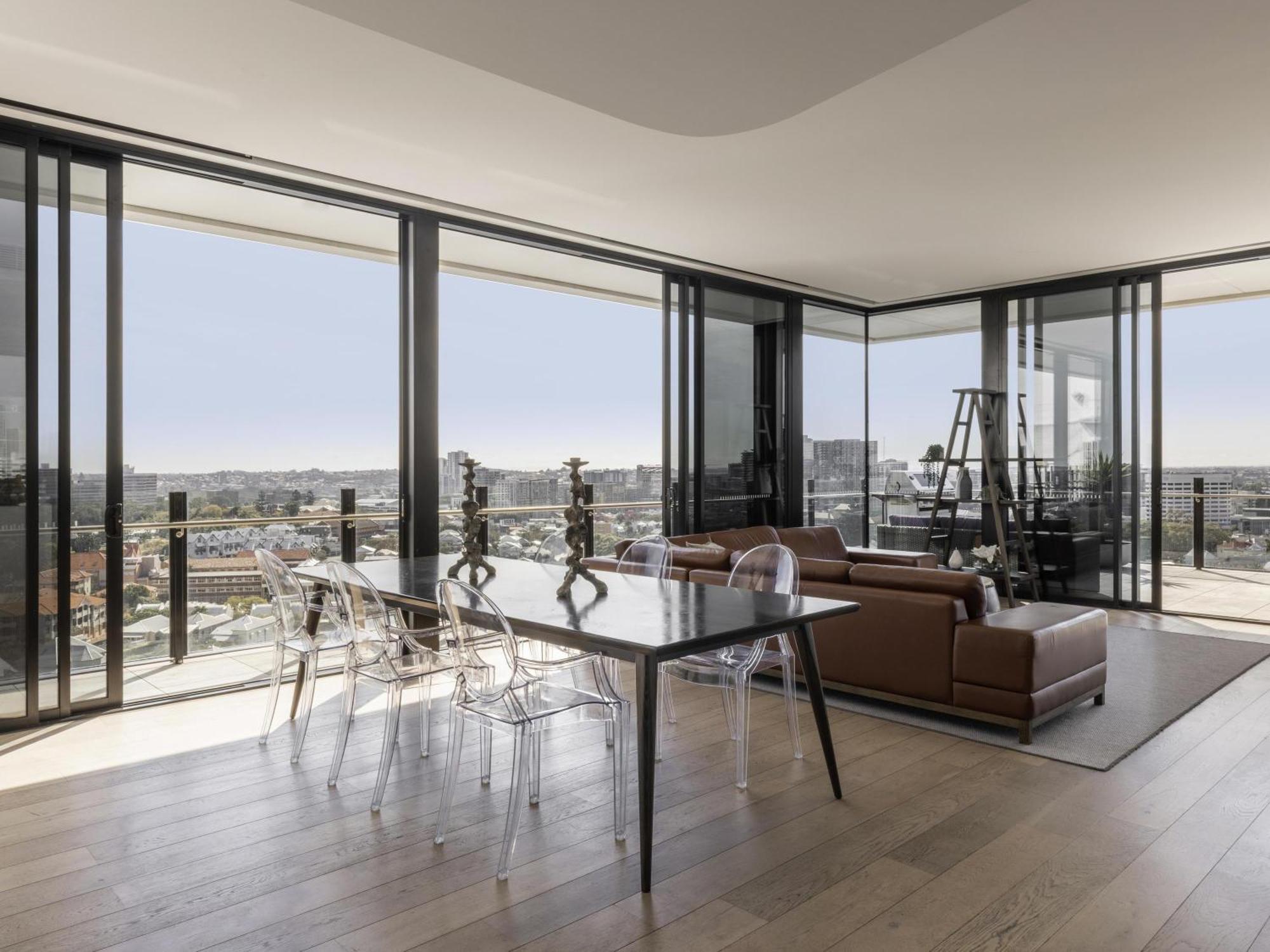 The Johnson - Art Series Hotel 4*