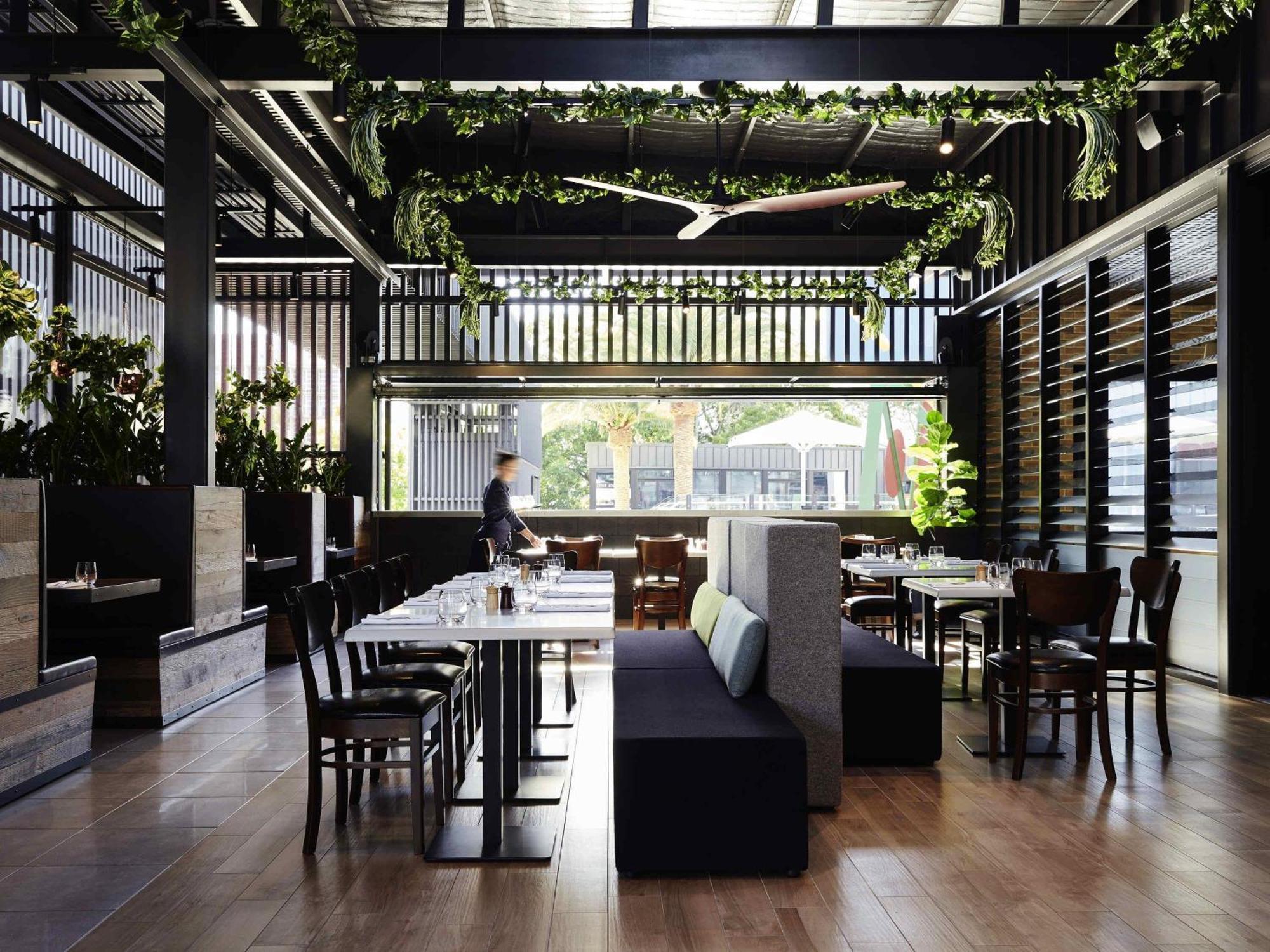 The Johnson - Art Series Hotel